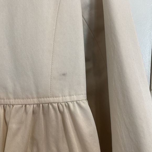 DKNY Women’s Coat - knee/thigh length, cream/natural color, size M - Picture 4 of 10